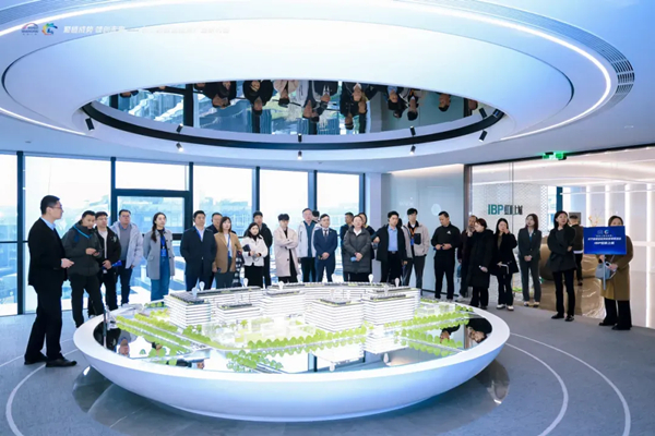 長寧区低空経済産業シンポジウムが開催