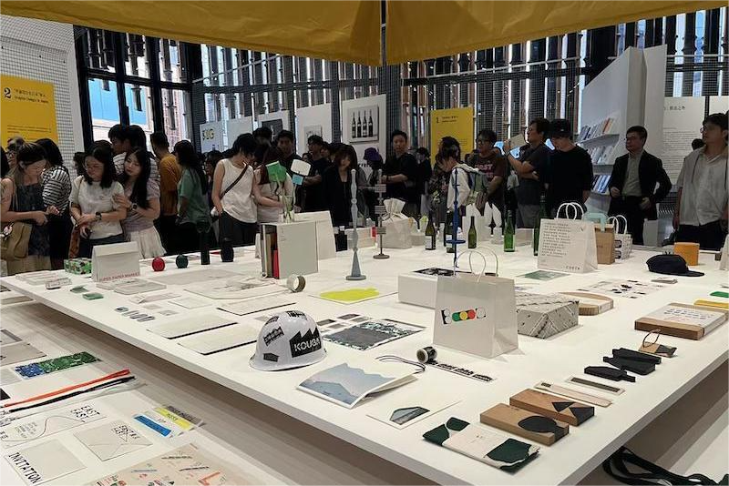 「一日の世界」、日本のグラフィックデザイン展が上海で開幕