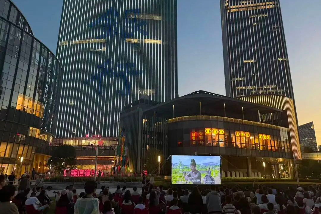 上海で夏夜限定の無料野外映画祭が開催