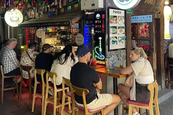 黄浦・田子坊で夜食を満喫