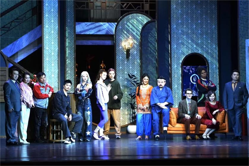 喜劇『72カ国の住人』開演、第11回上海国際コメディフェスティバルが開幕