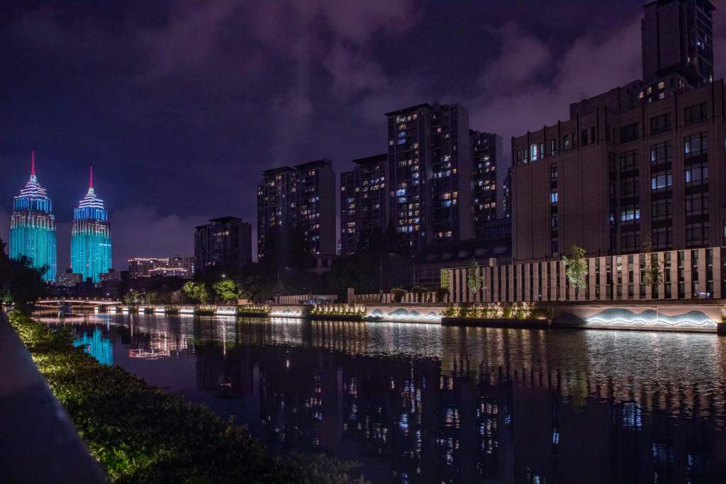 夜景.jpg 夜景.jpg