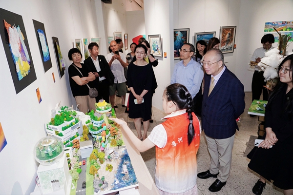23か国の作品が集まる「第9回国際児童革新芸術招待展」が上海で開催