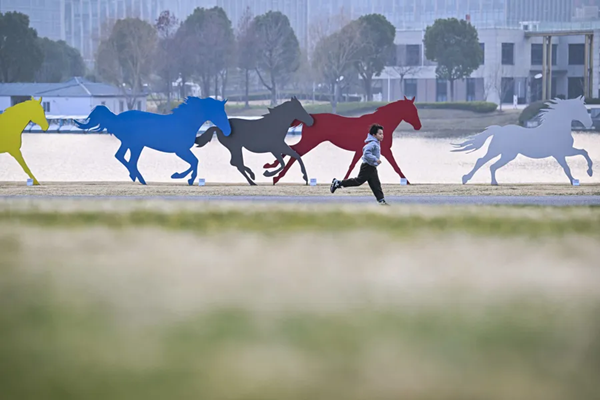 魔都・上海の馬年、「馬」尽くしの新春を