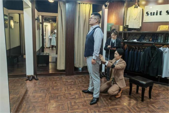 埼玉から上海へ：山森隆輔と彼のSuit Story